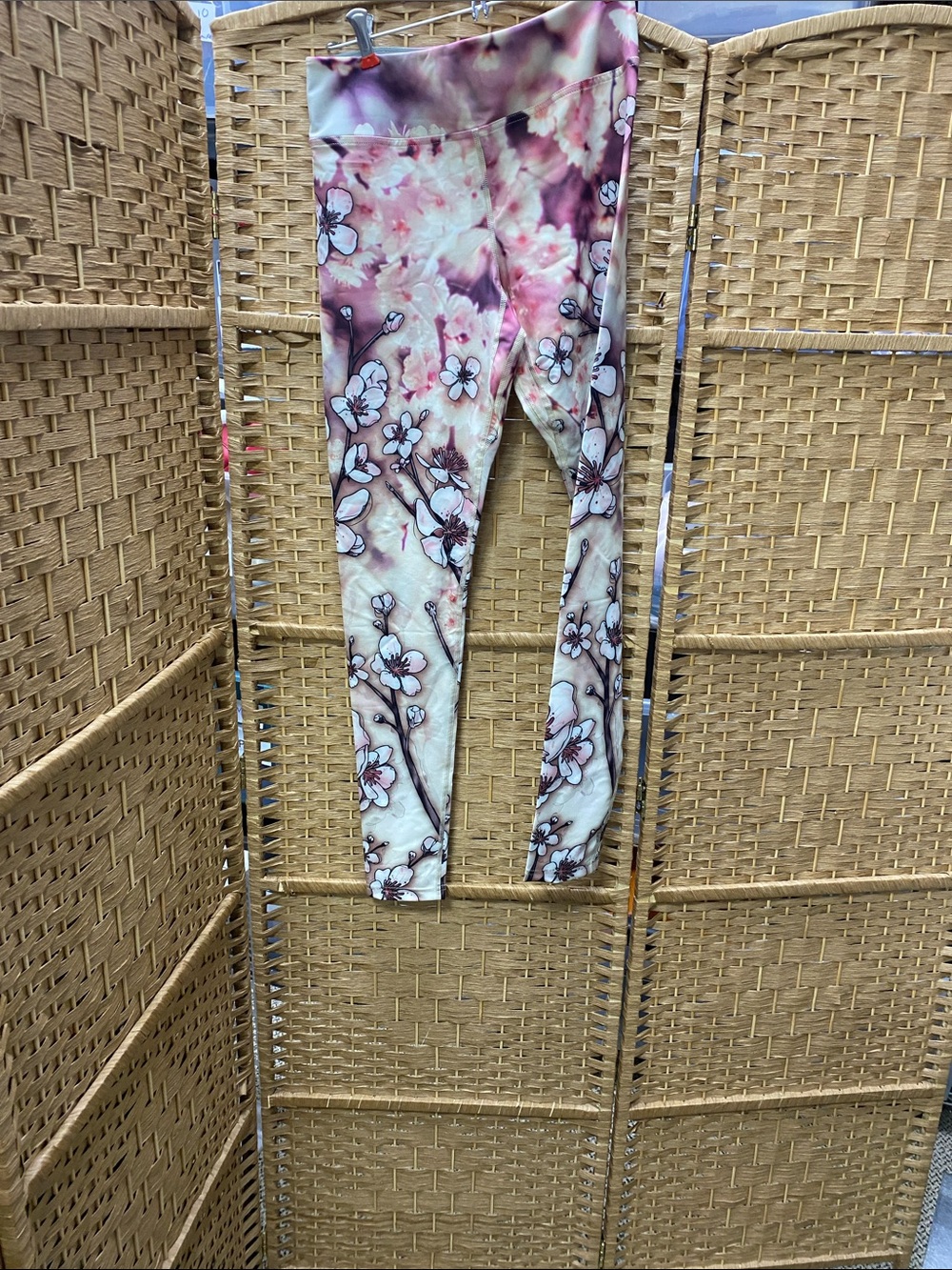 Floral Print Women's Leggings in Pink Cream